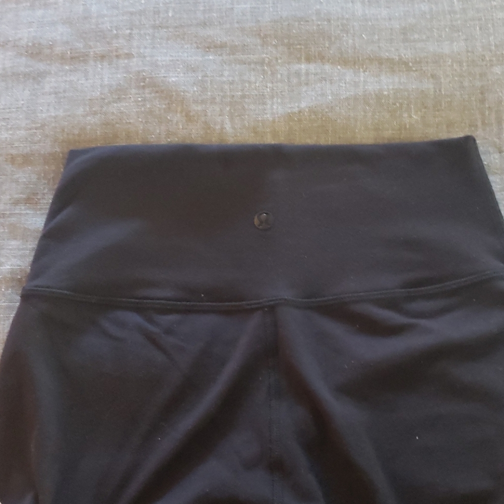 Lululemon Mesh Leggings - Picture 6 of 6